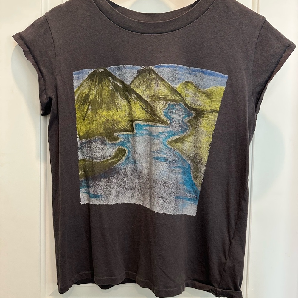 Madewell Black Graphic Tee with Mountain Design - Picture 3 of 7